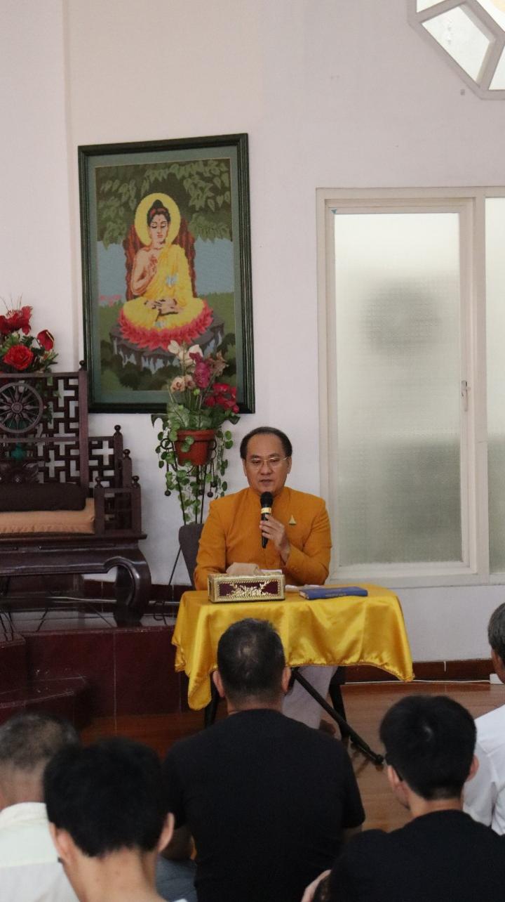 Dhammadesana Puja Bakti Di Vihara Buddha Kirti Surabaya