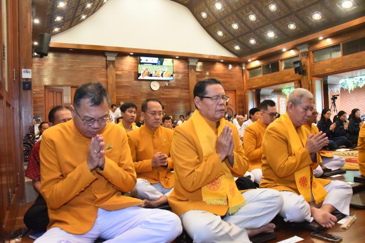 Acara Ulang Tahun Vihara Dhammadipa Surabaya